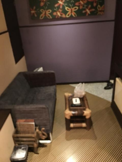 CHECK INN BALI(豊島区/ラブホテル)の写真『304号室 ベット側からの部屋全体』by とどろきさん