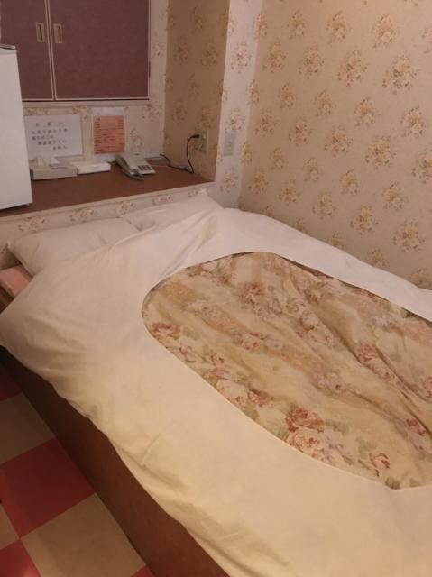 ホテル オーロラ(豊島区/ラブホテル)の写真『203 ベッドルーム』by 名無しさん（ID:28170）