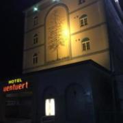 HOTEL Ventvert（ヴァンヴェール）(全国/ラブホテル)の写真『昼の外観(北側)と入口』by 少佐