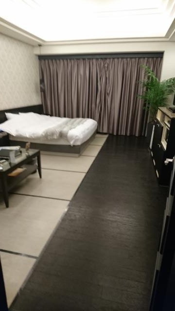 HOTEL CUE厚木(厚木市/ラブホテル)の写真『510号室内』by オタニウム60