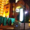 ホテル アクアマリン(松戸市/ラブホテル)の写真『夜の外観、ホテル入口』by 来栖