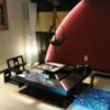 HOTEL GRASSINO URBAN RESORT(立川市/ラブホテル)の写真『402号室テーブル＆座椅子』by 140キロの坊主