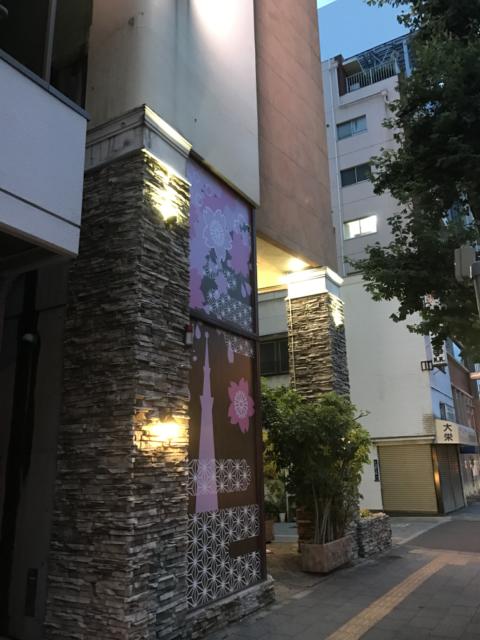 ホテル ミュー(台東区/ラブホテル)の写真『夜の入口付近』by 少佐