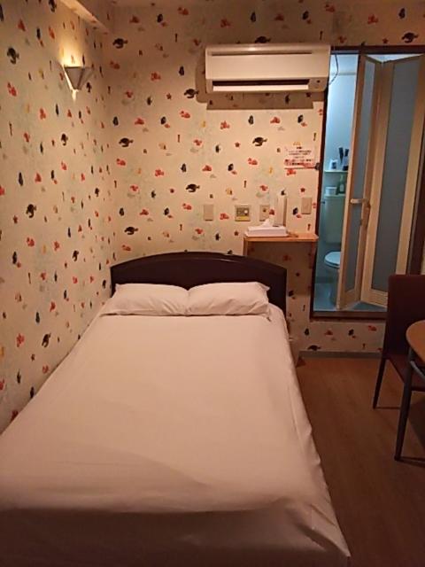 HOTEL Fine(ファイン)(新宿区/ラブホテル)の写真『305号室 前入った部屋より広く感じました』by 巨乳輪ファン