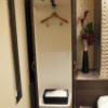 HOTEL Lapis（ラピス）(大田区/ラブホテル)の写真『307号室　クローゼット（籠の中はバスローブ）』by INA69