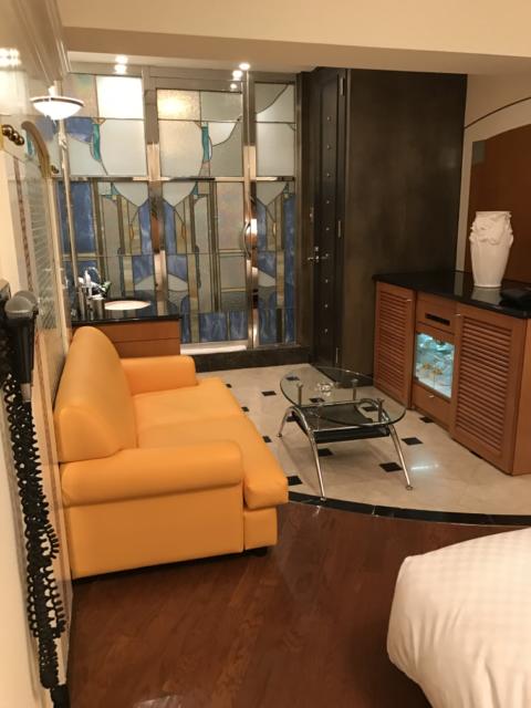 HOTEL TIFFARD（ティファード）(新宿区/ラブホテル)の写真『712号室の室内②』by 少佐