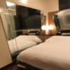 HOTEL TIFFARD（ティファード）(新宿区/ラブホテル)の写真『712号室の室内と壁掛けテレビ』by 少佐