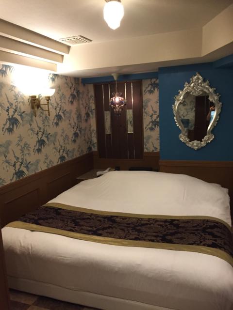 ラブフェアリー(町田市/ラブホテル)の写真『202号室 ベッド』by ホテル