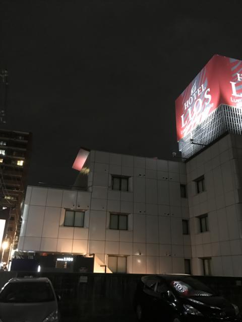 リオス柏(柏市/ラブホテル)の写真『夜の外観・東側』by 少佐