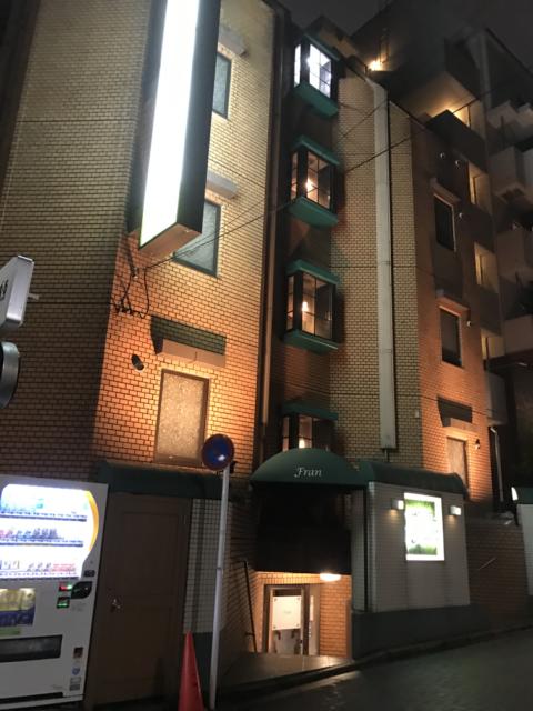 HOTEL Fran（フラン）(船橋市/ラブホテル)の写真『夜の外観・西側』by 少佐