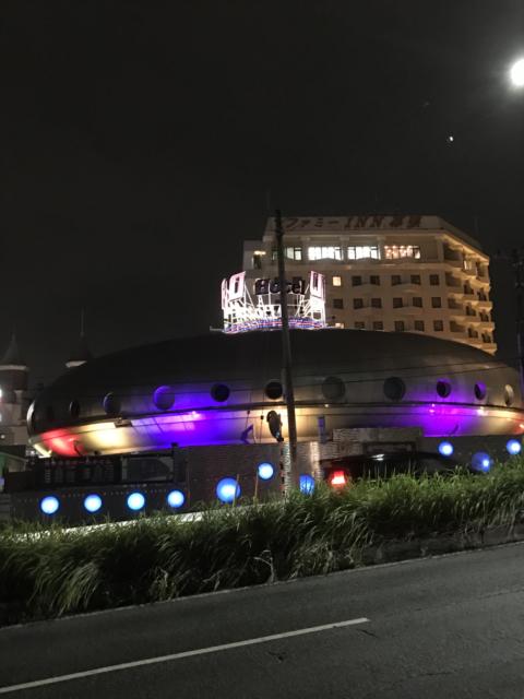 ホテル ＵＦＯ(千葉市花見川区/ラブホテル)の写真『夜の外観・東側』by 少佐