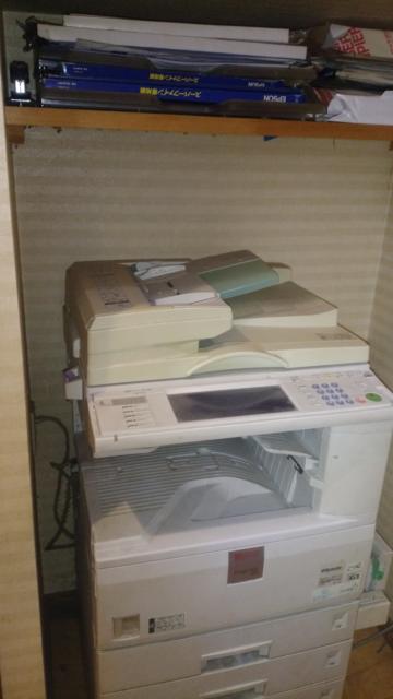 レンタルルーム ROOMS(新宿区/ラブホテル)の写真『待機所にあつコピー機』by 上戸 信二