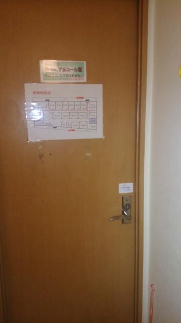 レンタルルーム ROOMS(新宿区/ラブホテル)の写真『12号室　内扉』by 上戸 信二