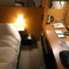 HOTEL SHERWOOD（シャーウッド）(台東区/ラブホテル)の写真『５１１号室ベットとテーブル』by たばさん