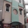 HOTEL i（アイ）(新宿区/ラブホテル)の写真『昼の外観』by 情報屋Ｘ