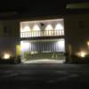 HOTEL lily（リリー）(千葉市若葉区/ラブホテル)の写真『夜の西側入口』by 少佐