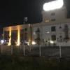 HOTEL Pa・sion（パシオン）(千葉市中央区/ラブホテル)の写真『夜の外観・西側③』by 少佐