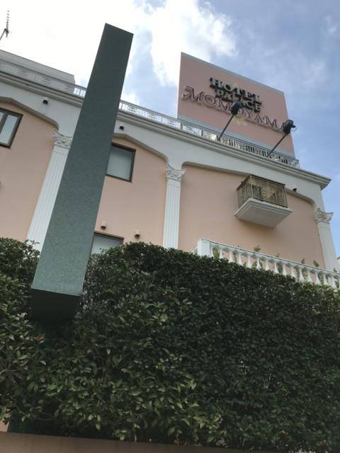 HOTEL PALACE MOMOYAMA（パレスモモヤマ）(北区/ラブホテル)の写真『昼過ぎの外観・東側④』by 少佐