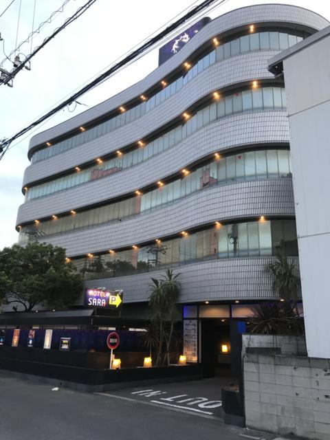 HOTEL SARA（八潮）(八潮市/ラブホテル)の写真『夕方の外観・北東側』by 少佐