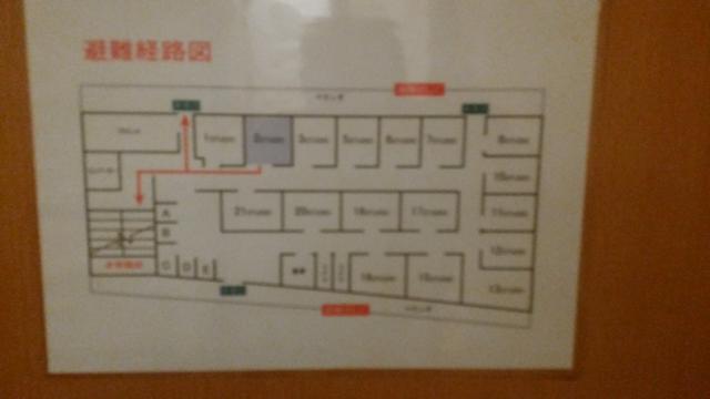レンタルルーム ROOMS(新宿区/ラブホテル)の写真『避難経路』by 上戸 信二
