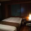 ホテル モアナ大塚(豊島区/ラブホテル)の写真『804号室のベッドほか』by miffy.GTI