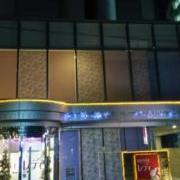 ホテルレディ(仙台市青葉区/ラブホテル)の写真『夜の外観』by ミド丸