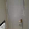 HOTEL GRANSKY（グランスカイ）(墨田区/ラブホテル)の写真『407号室トイレのドア』by ミド丸