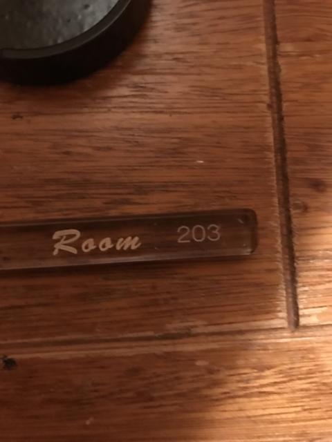 HOTEL i（アイ）(新宿区/ラブホテル)の写真『203号室の鍵のアクリル棒』by 少佐