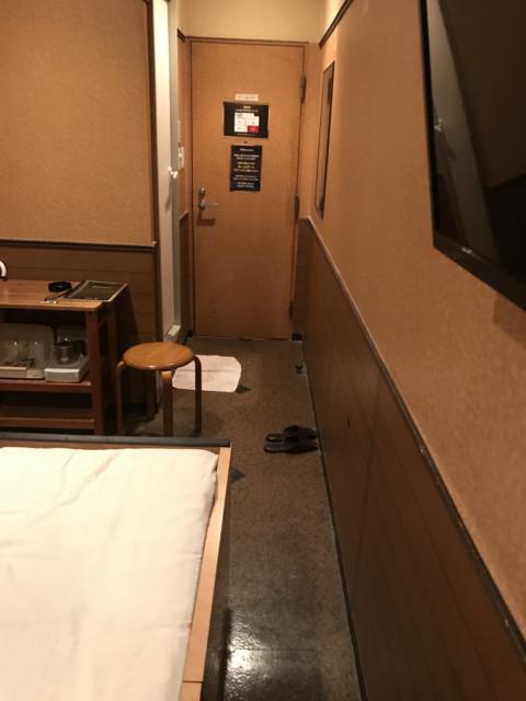 HOTEL i（アイ）(新宿区/ラブホテル)の写真『203号室の室内(居室から玄関)⑨』by 少佐
