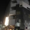 The calm hotel tokyo GOTANDA(品川区/ラブホテル)の写真『夜の外観②』by 少佐