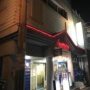 ホテル ロンリーハート(大阪市/ラブホテル)の写真『夜の外観②』by 少佐