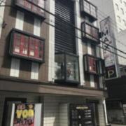 HOTEL MAX+ (マックスプラス)(尼崎市/ラブホテル)の写真『朝の外観①』by 少佐