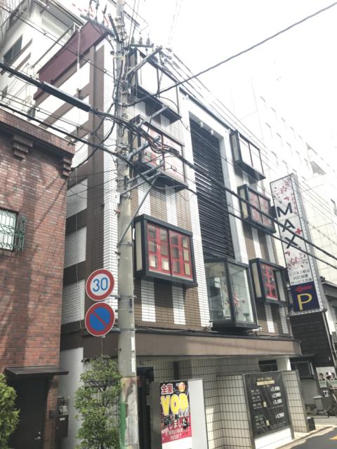 HOTEL MAX+ (マックスプラス)(尼崎市/ラブホテル)の写真『朝の外観②』by 少佐