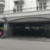 HOTEL CHIC（シック）(神戸市灘区/ラブホテル)の写真『駐車場の中』by 少佐