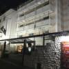ジャガーホテル 神戸ノース(神戸市中央区/ラブホテル)の写真『夜の外観③』by 少佐