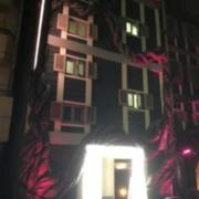 HOTEL RENAISSA（ルネッサ）(神戸市中央区/ラブホテル)の写真『夜の外観①』by 少佐
