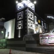 ホテル D-CUBE 奈良店(全国/ラブホテル)の写真『昼の外観②』by 少佐