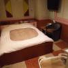ホテル ナポリ(豊島区/ラブホテル)の写真『202号室　ベット』by 巨乳輪ファン