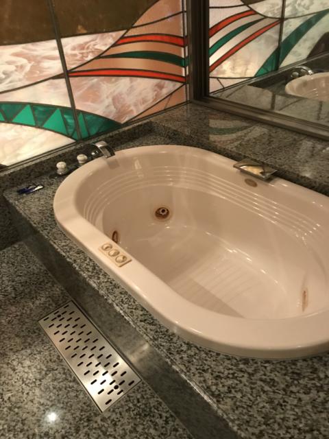 HOTEL CEAN新宿（セアン）(新宿区/ラブホテル)の写真『901号室の浴槽①』by 少佐