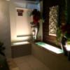 LUSSO CROCE URBAN RESORT（ルッソクローチェアーバンリゾート）(横浜市中区/ラブホテル)の写真『601号室 庭園風な水場』by 全てを水に流す男