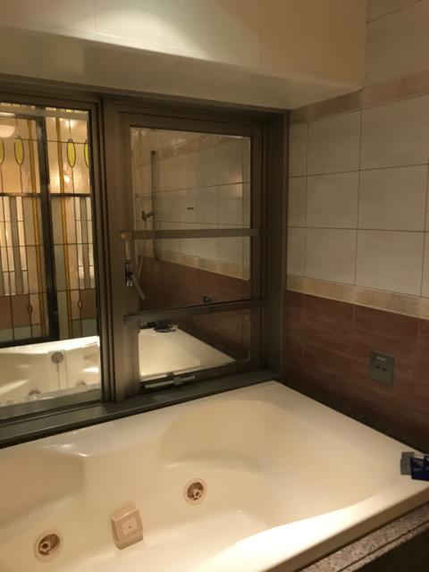 HOTEL TIFFARD（ティファード）(新宿区/ラブホテル)の写真『212号室の浴室②』by 少佐
