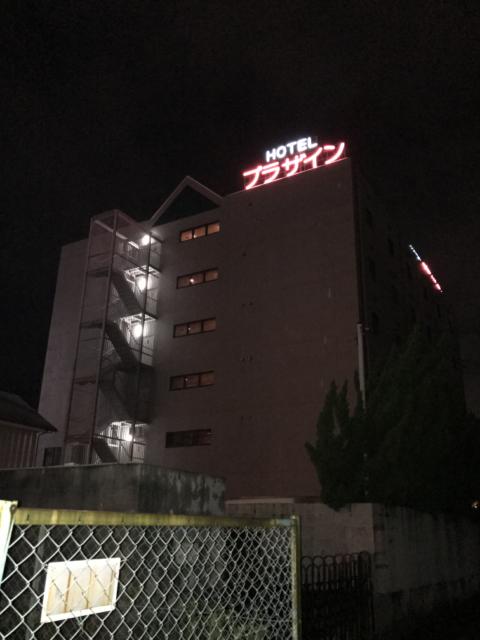 プラザイン清水(静岡市清水区/ラブホテル)の写真『夜の背面』by まさおJリーグカレーよ