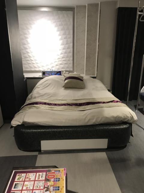 ラピア(新宿区/ラブホテル)の写真『506号室のベッド』by 少佐