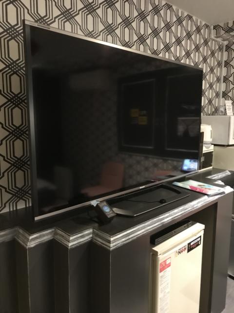 ラピア(新宿区/ラブホテル)の写真『32型くらいのテレビ』by 少佐