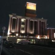 HOTEL SARI GOLD（サリゴールド）(豊中市/ラブホテル)の写真『夜の外観①』by 少佐