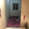 HOTEL Bless（ブレス)(新宿区/ラブホテル)の写真『エレベーターホールと避難階段』by 少佐