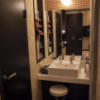 ホテル オスカー(松戸市/ラブホテル)の写真『303号室　脱衣スペース全景　左手はトイレ』by INA69