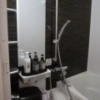 ホテルスマイル(豊島区/ラブホテル)の写真『101号室（浴室のシャワーです。ユニットバスではありません。）』by 格付屋