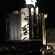 ホテル 艶(静岡市駿河区/ラブホテル)の写真『夜の外観』by まさおJリーグカレーよ