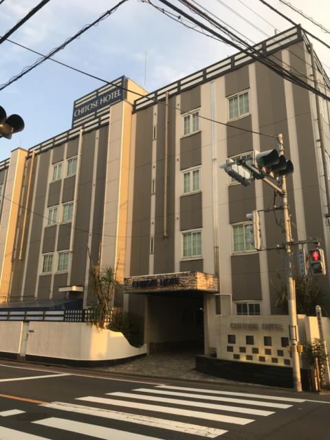 CHITOSE HOTEL(世田谷区/ラブホテル)の写真『夕方の外観③』by 少佐